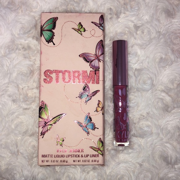 Kylie Jenner x Stormi Matte liquid lipstick
